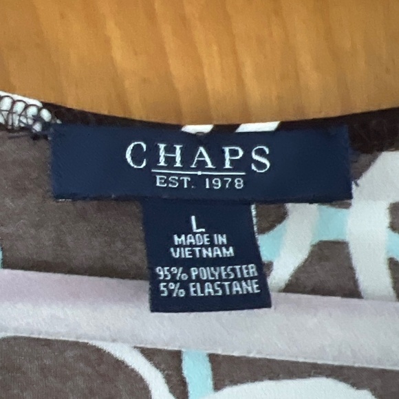 Chaps brown blue white V-neck short sleeve faux wrap tie polyester dress. - Picture 4 of 5